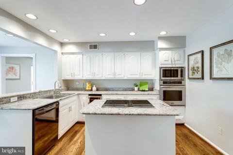 905 Ridge Dr, Mclean, VA 22101 photo 13
