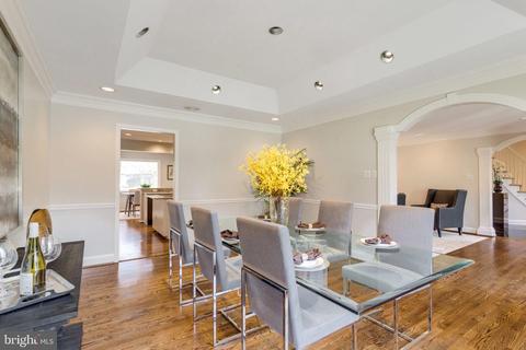 905 Ridge Dr, Mclean, VA 22101 photo 6