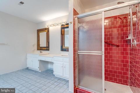 8002 Old Falls Rd, Mclean, VA 22102 photo 46