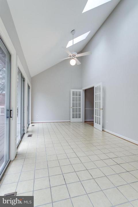 8002 Old Falls Rd, Mclean, VA 22102 photo 32