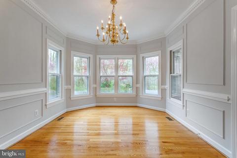 8002 Old Falls Rd, Mclean, VA 22102 photo 12