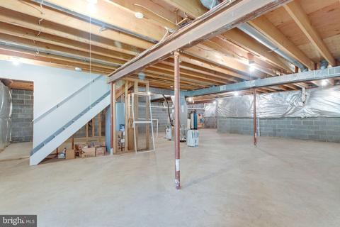 8002 Old Falls Rd, Mclean, VA 22102 photo 59