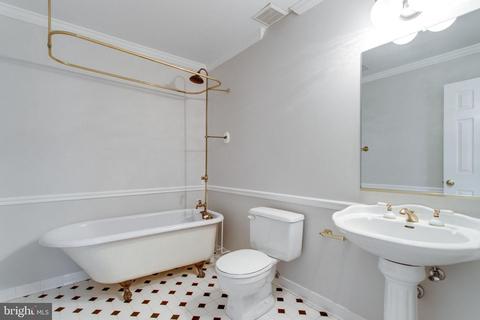 8002 Old Falls Rd, Mclean, VA 22102 photo 54