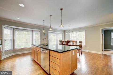 7445 Shepherd Ridge Ct, Springfield, VA 22153 photo 7