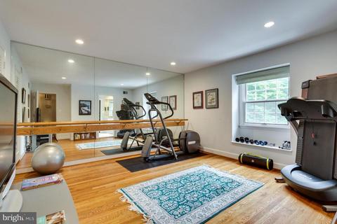 8609 Brook Rd, Mclean, VA 22102 photo 21
