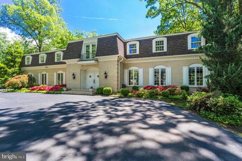 8609 Brook Rd, Mclean, VA 22102 photo 1