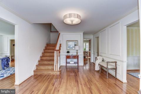 7723 Desdemona Ct, Mclean, VA 22102 photo 2