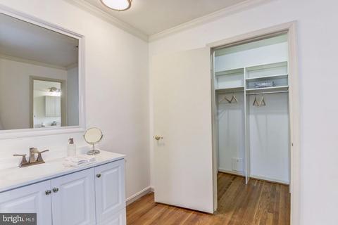 7723 Desdemona Ct, Mclean, VA 22102 photo 17