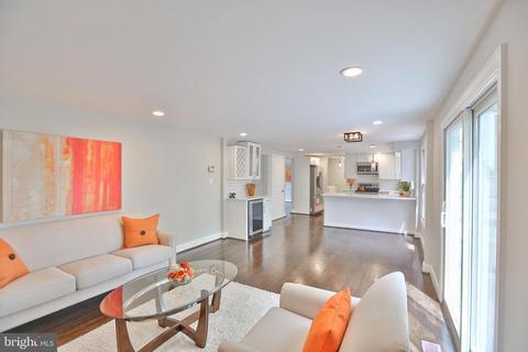 7832 Roundabout Way, Springfield, VA 22153 photo 9
