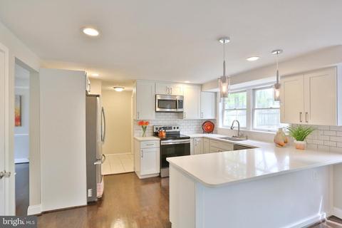 7832 Roundabout Way, Springfield, VA 22153 photo 16