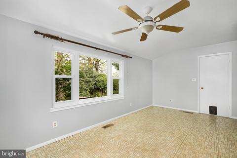 6004 Sagebrush Pl, Springfield, VA 22150 photo 7