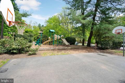 2140 Glencourse Ln, Reston, VA 20191 photo 34
