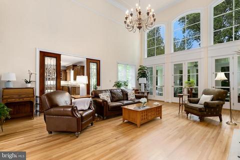 6722 Benjamin St, Mclean, VA 22101 photo 9