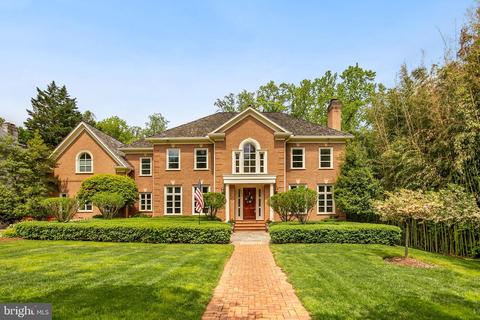 6722 Benjamin St, Mclean, VA 22101 photo 1