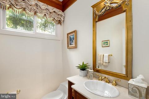6722 Benjamin St, Mclean, VA 22101 photo 36