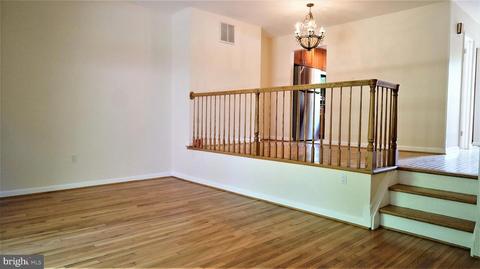 2008 Golf Course Dr, Reston, VA 20191 photo 29