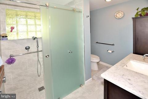 5228 Landgrave Ln, Springfield, VA 22151 photo 20