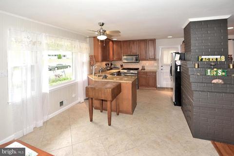 5228 Landgrave Ln, Springfield, VA 22151 photo 3