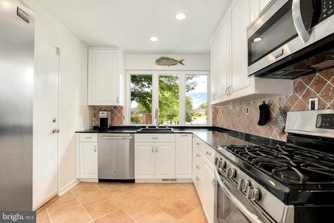 1712 Maxwell Ct, Mclean, VA 22101 photo 11