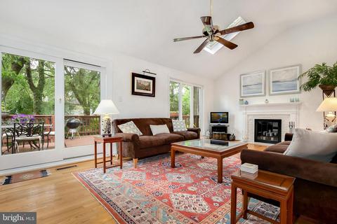 1712 Maxwell Ct, Mclean, VA 22101 photo 4