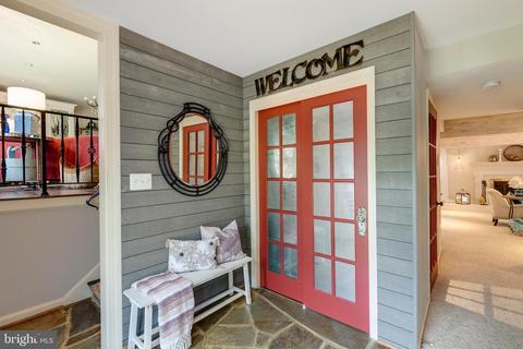 7914 Lysander Ct, Mclean, VA 22102 photo 9