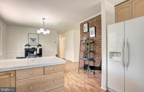 7605 Dunston St, Springfield, VA 22151 photo 10