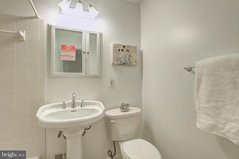 7605 Dunston St, Springfield, VA 22151 photo 15