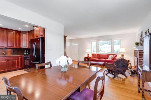 7418 Hogarth St, Springfield, VA 22151 photo 13