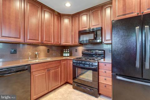 7418 Hogarth St, Springfield, VA 22151 photo 18