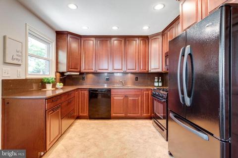 7418 Hogarth St, Springfield, VA 22151 photo 14