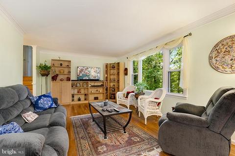 6926 Sydenstricker Rd, Springfield, VA 22152 photo 19