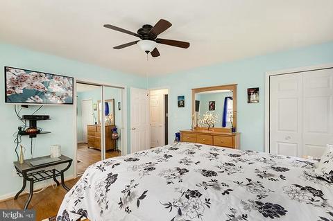 6926 Sydenstricker Rd, Springfield, VA 22152 photo 39
