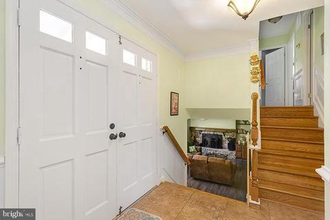 6926 Sydenstricker Rd, Springfield, VA 22152 photo 32