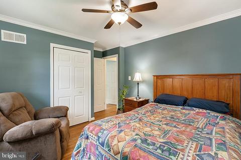6926 Sydenstricker Rd, Springfield, VA 22152 photo 37