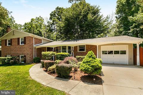 6926 Sydenstricker Rd, Springfield, VA 22152 photo 3
