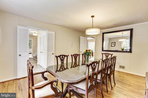 1173 Foxhound Ct, Mclean, VA 22102 photo 9