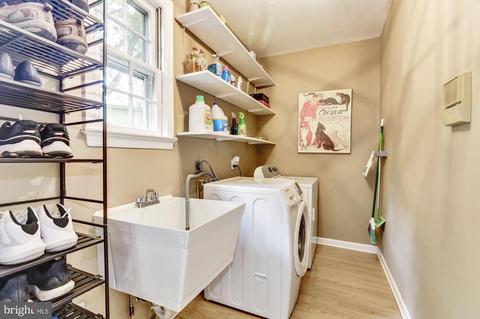 1173 Foxhound Ct, Mclean, VA 22102 photo 15