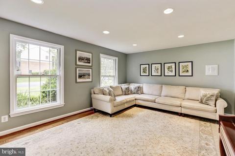 1173 Foxhound Ct, Mclean, VA 22102 photo 10