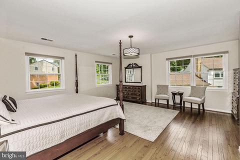 1173 Foxhound Ct, Mclean, VA 22102 photo 16