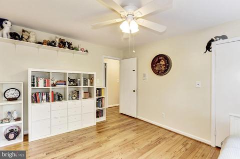 1173 Foxhound Ct, Mclean, VA 22102 photo 25