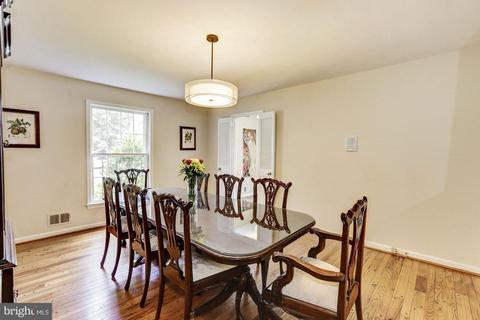 1173 Foxhound Ct, Mclean, VA 22102 photo 8