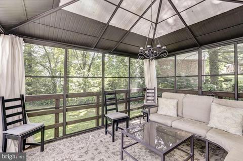 1173 Foxhound Ct, Mclean, VA 22102 photo 33