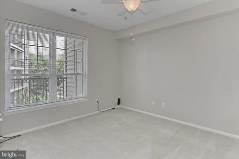 1530 Spring Gate Dr #9221, Mclean, VA 22102 photo 16