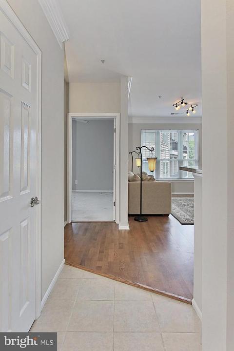1530 Spring Gate Dr #9221, Mclean, VA 22102 photo 3
