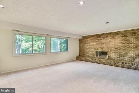7917 Old Falls Rd, Mclean, VA 22102 photo 11