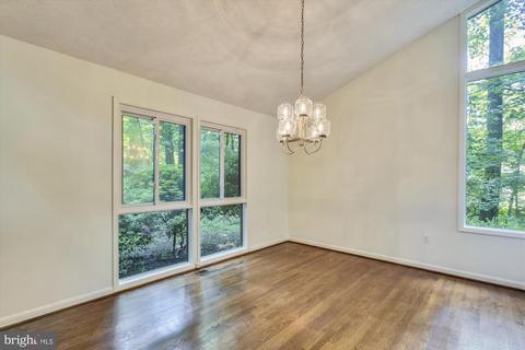 7917 Old Falls Rd, Mclean, VA 22102 photo 18