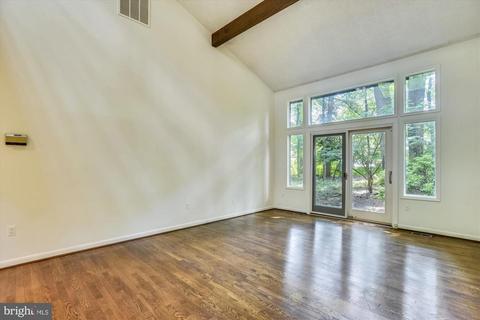 7917 Old Falls Rd, Mclean, VA 22102 photo 6
