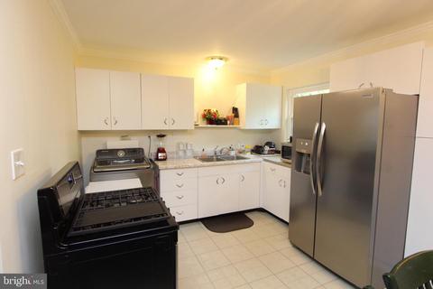 6715 Cimarron St, Springfield, VA 22150 photo 9