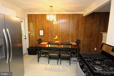 6715 Cimarron St, Springfield, VA 22150 photo 8