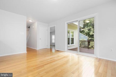 7441 Quincy Hall Ct, Springfield, VA 22153 photo 6